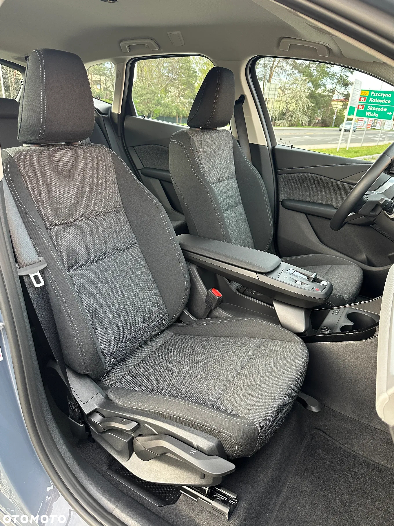 BMW Seria 2 220i Active Tourer - 19