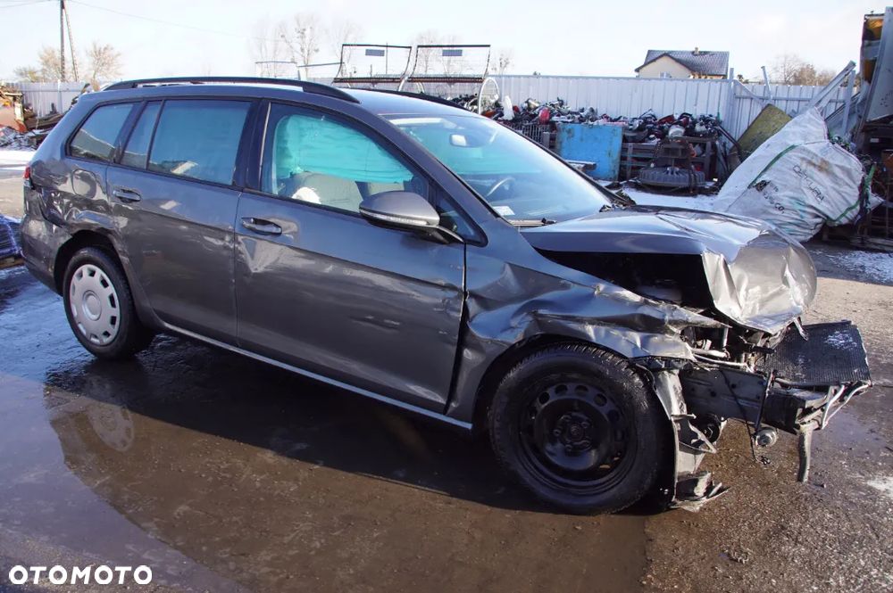 SKUP AUT MOTOCYKLI MASZYN ROLNICZYCH 692324777 ZŁOMOWANIE STACJA DEMONTAŻU POJAZDÓW AUTOSTROISZ LIPNO POJAZD NA CZĘŚCI GOLF 7 1.4 TSI 150 KM CZDA SKRZYNIA RSW LAKIER LR7H - 16