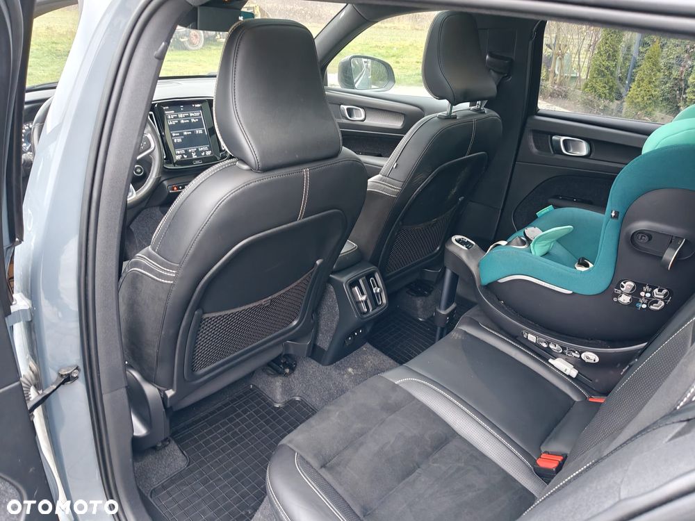 Volvo XC 40 T5 AWD R-Design - 11