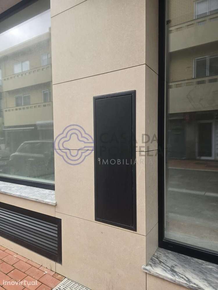 Loja com 82 m2 em Espinho na Rua 16 , nº 616 - Empreendimento Espinho - Grande imagem: 3/37