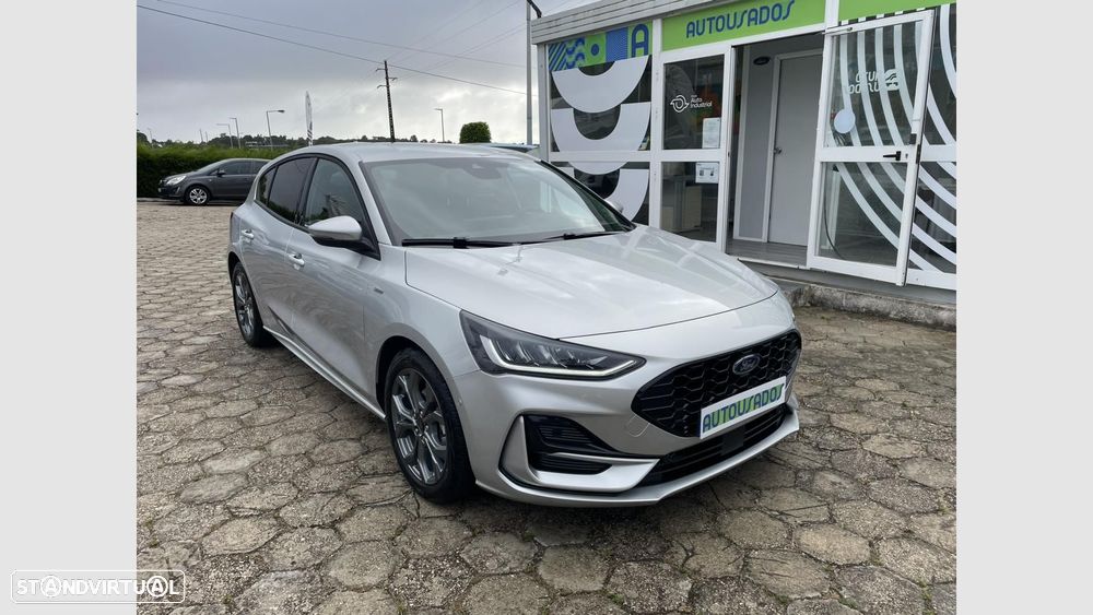 Ford Focus 1.0 EcoBoost MHEV ST-Line X - 3