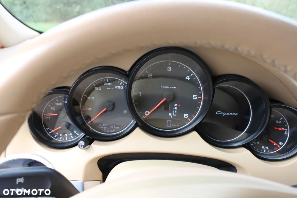 Porsche Cayenne Diesel - 9