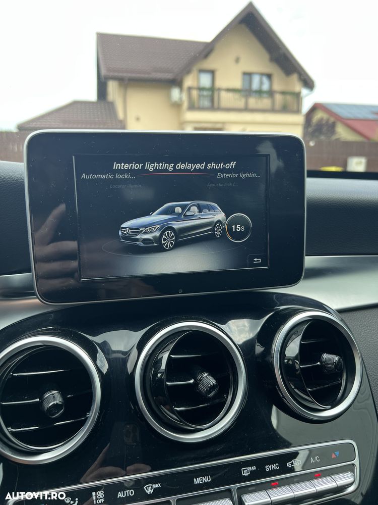 Mercedes-Benz C - 21