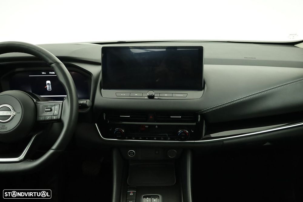 Nissan Qashqai 1.3 DIG-T N-Connecta LED Xtronic - 9