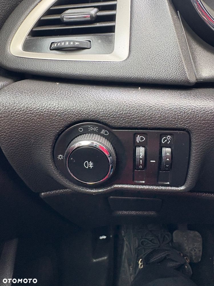 Opel Astra 1.7 CDTI DPF ecoFLEX TourerStart/Stop Active - 19