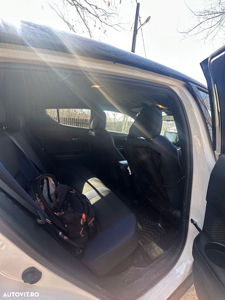 Toyota C-HR 2.0 HSD 184 CP 4x2 CVT C-ult Style bi-tone - 6