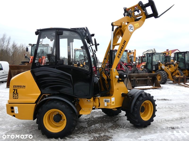Zeppelin ZL35 ( Atlas AR380 ) 2024r / Powystawowa z Niemiec / Miniładowarka / - 36