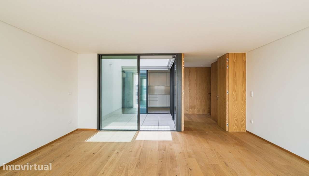 Apartamento T3 Duplex com vistas para o rio Douro no Porto - Grande imagem: 5/26