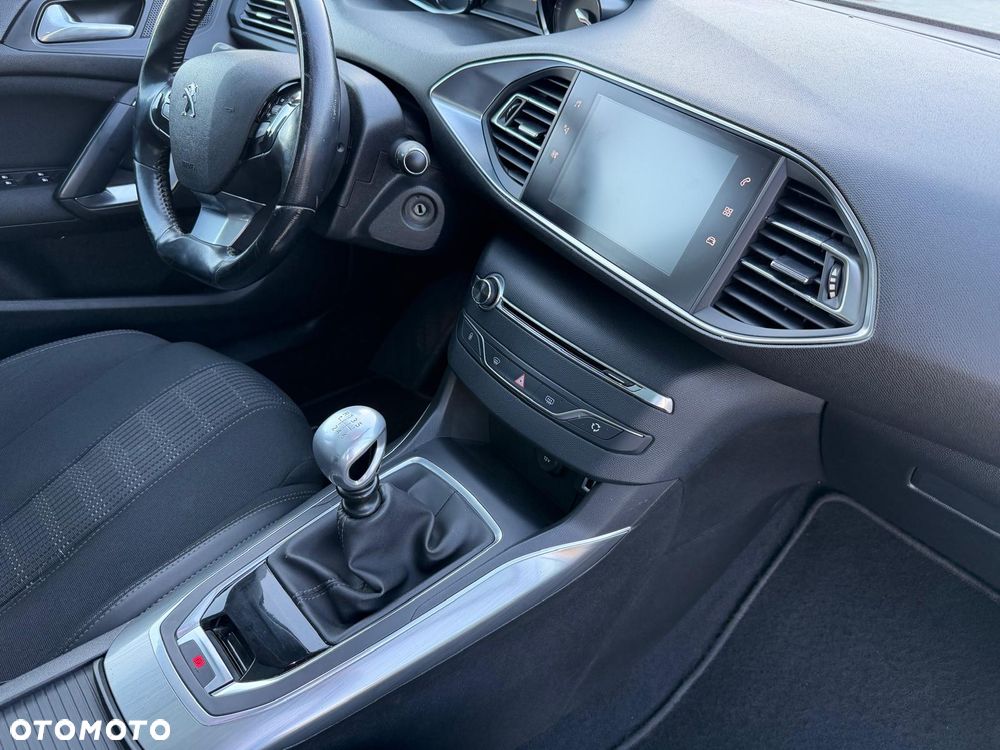 Peugeot 308 BlueHDi FAP 130 Stop & Start Allure Pack - 20