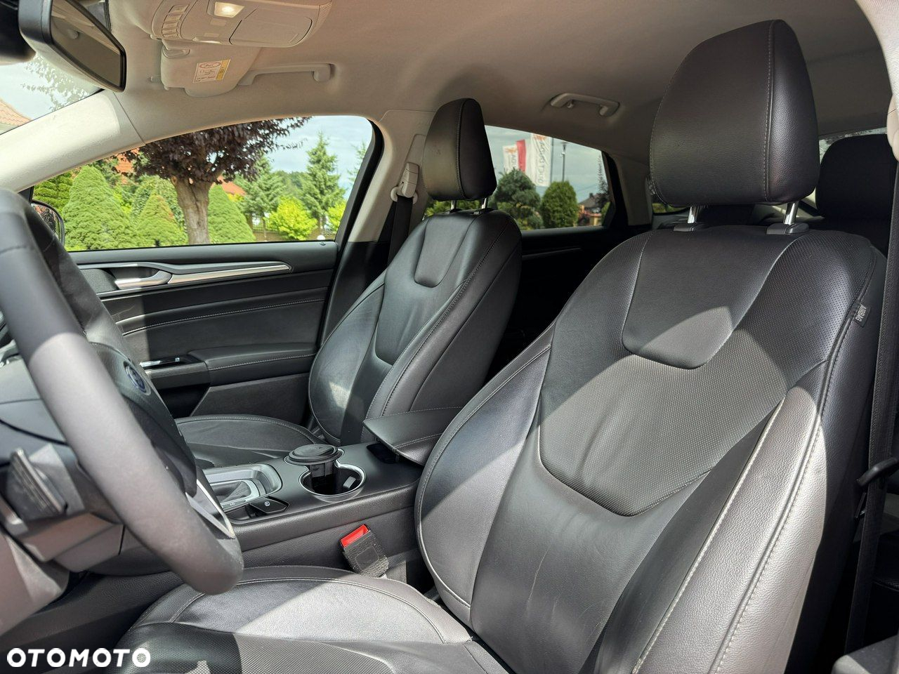 Ford Mondeo 2.0 TDCi Titanium PowerShift - 32