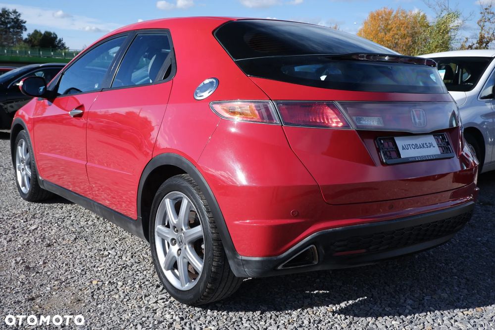 Honda Civic 1.8i-VTEC Sport - 34