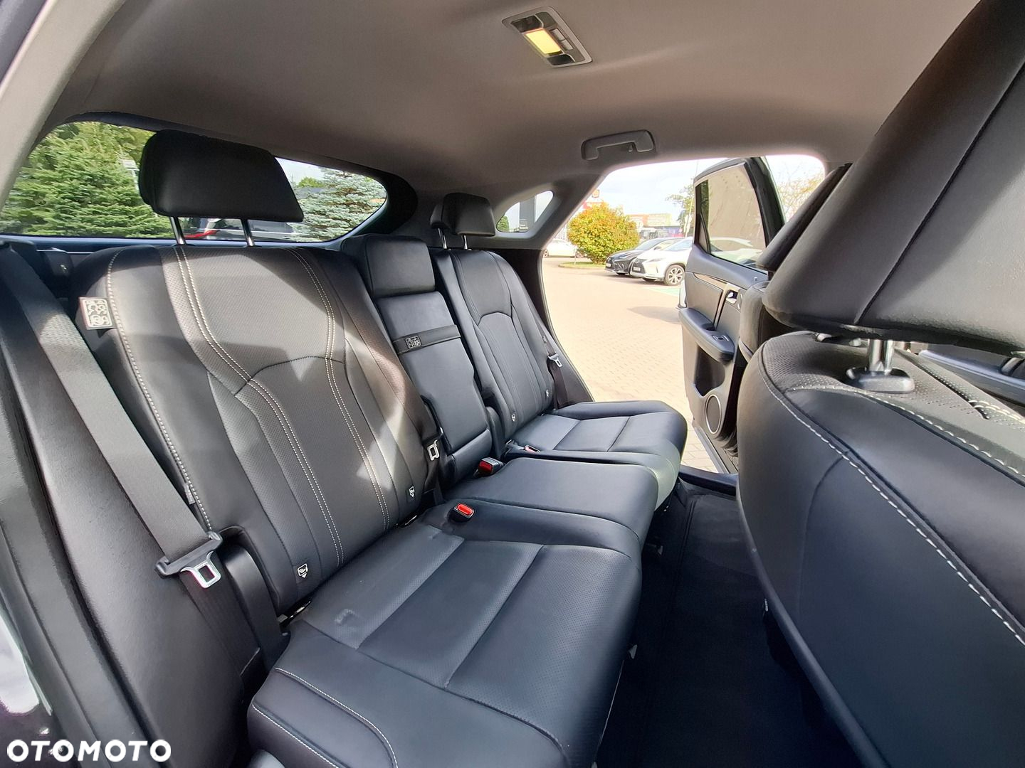 Lexus RX - 24