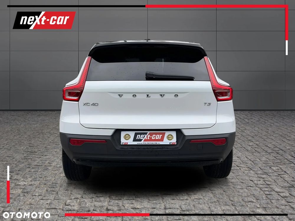 Volvo XC 40 T3 R-Design - 5