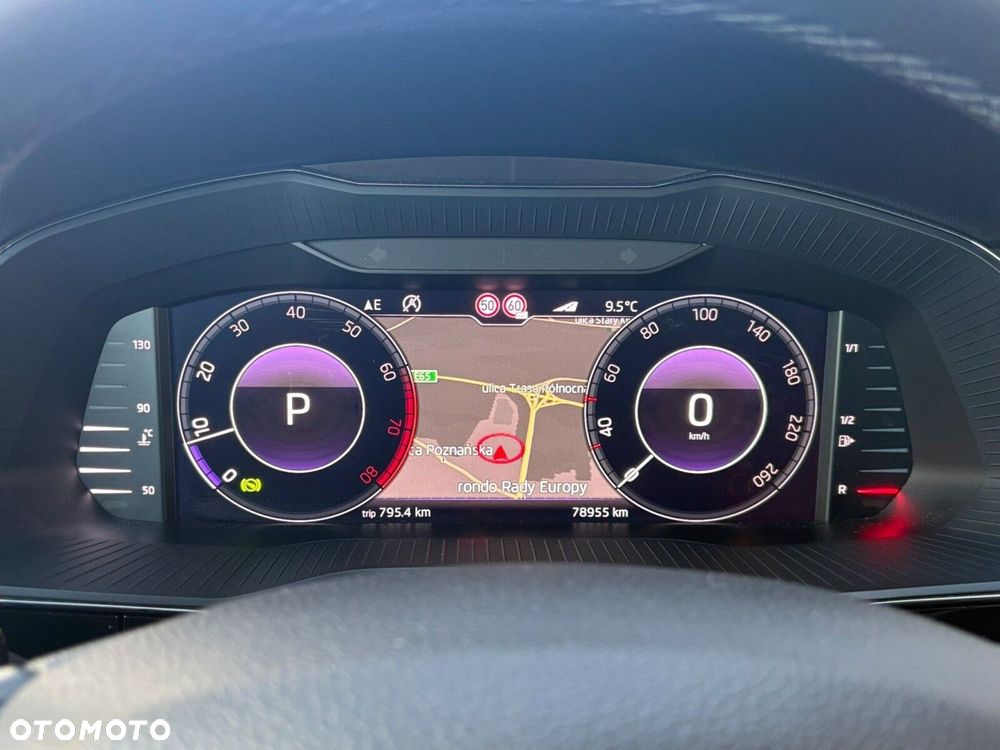 Skoda Superb 2.0 TSI L&K DSG - 8