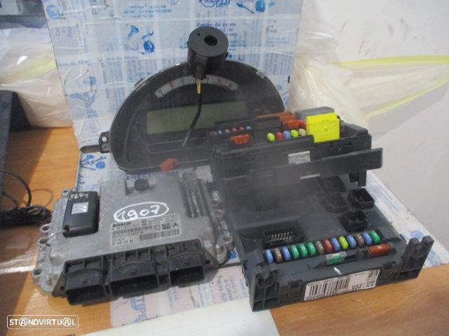 Centralina 9664843480  0281012523   9660225880D  9663123280  9667199780  9664983380  CITROEN C3 PLURIEL 1 FASE 2 2010 1.4HDI 70CV 2P BRANCO BOSCH - 1