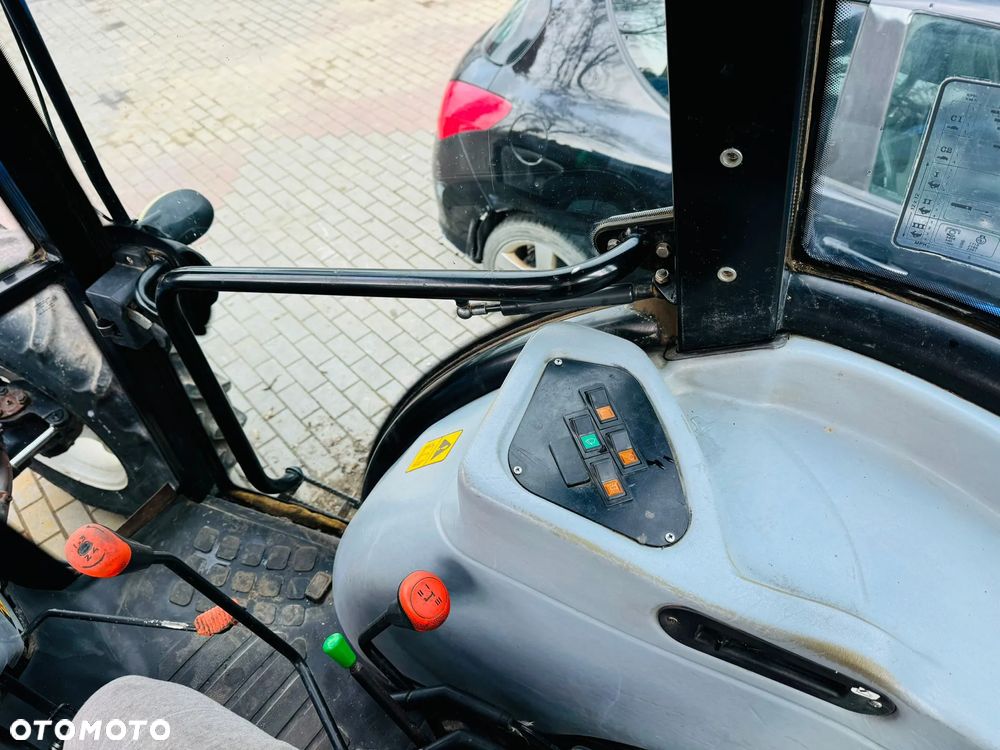 New Holland TD5050 - 5