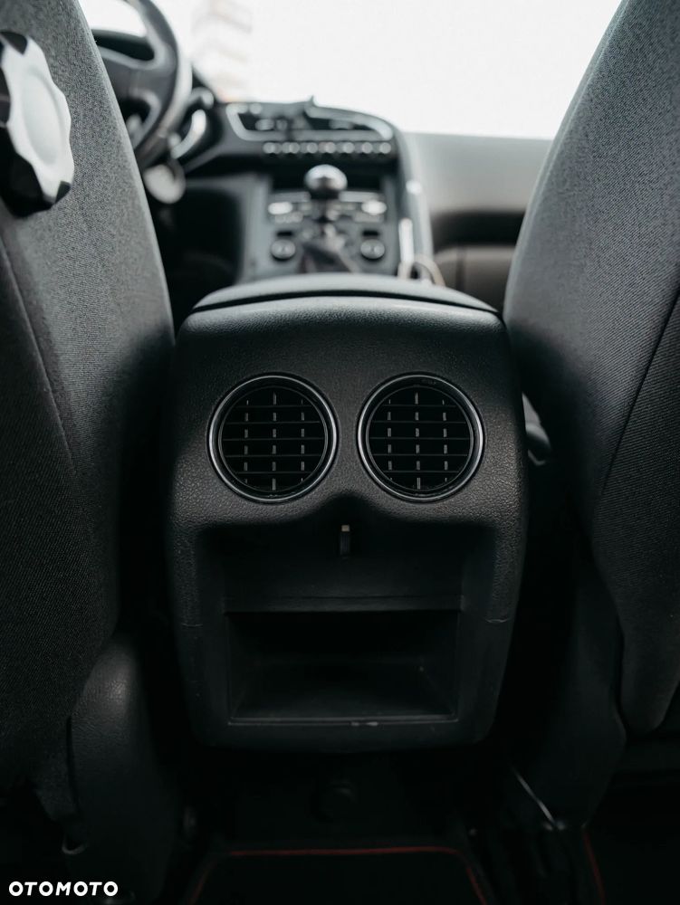 Peugeot 3008 2.0 HDi Allure - 23