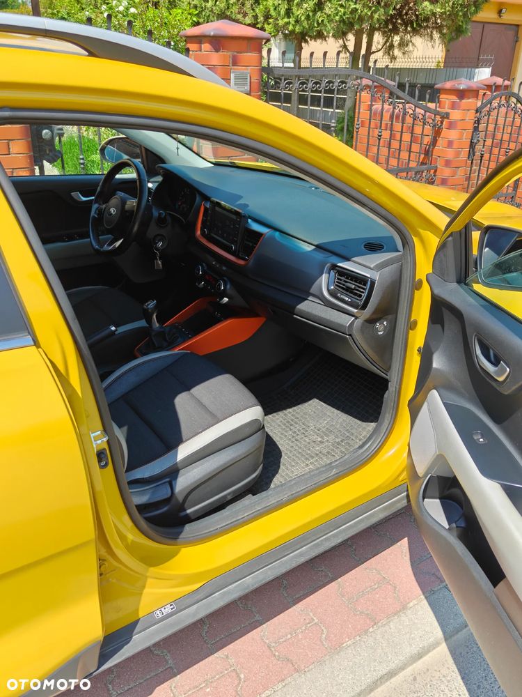 Kia Stonic 1.4 L - 8