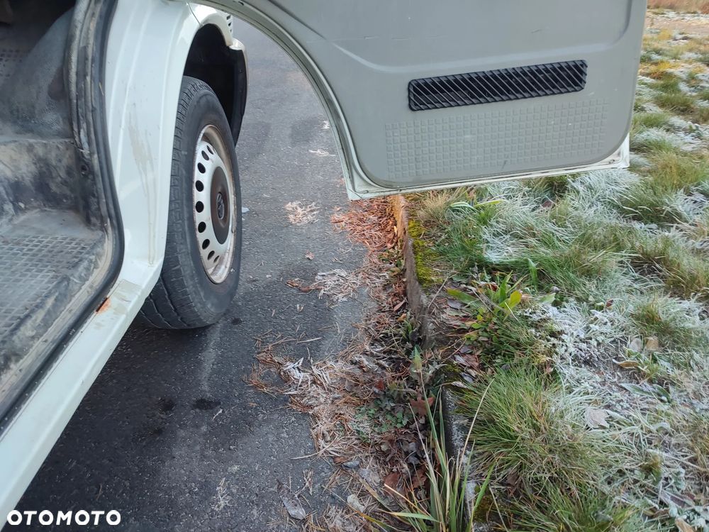 Volkswagen Transporter - 29