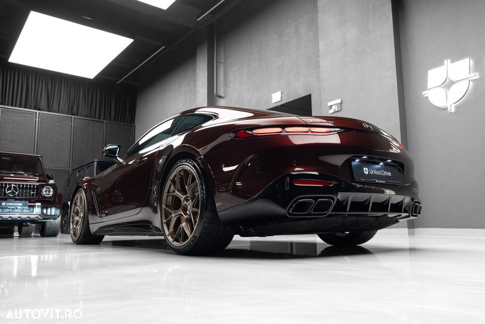 Mercedes-Benz AMG GT - 36