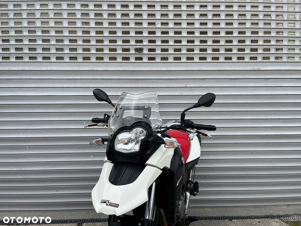BMW G - 28