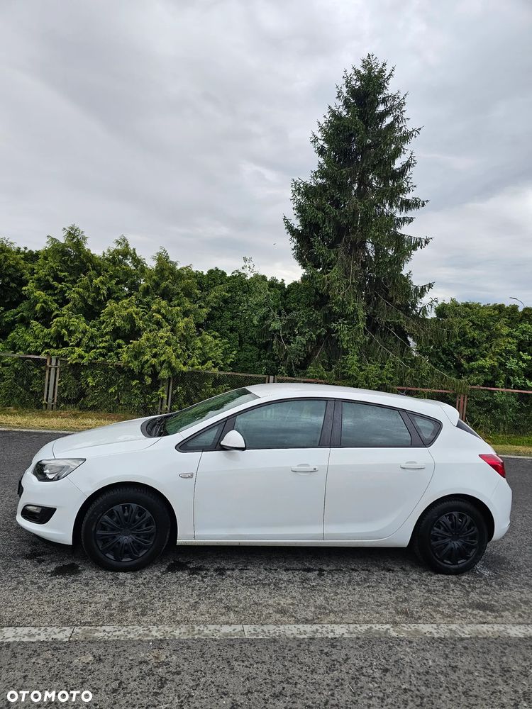 Opel Astra 1.6 - 8
