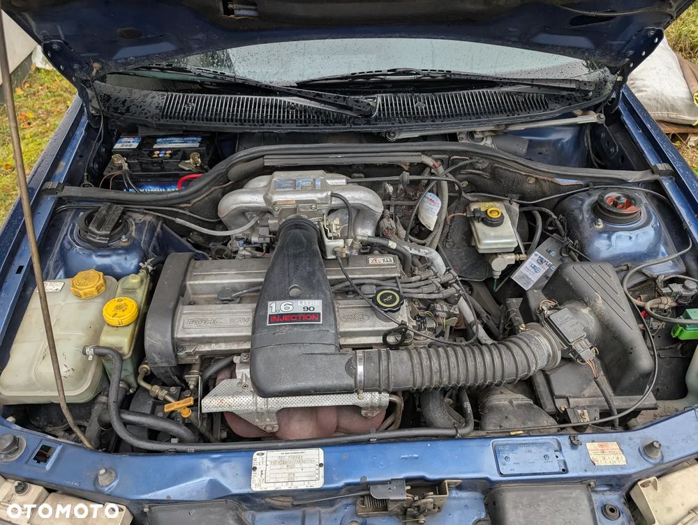 Ford Escort ver-1-6-16v-flair - 14