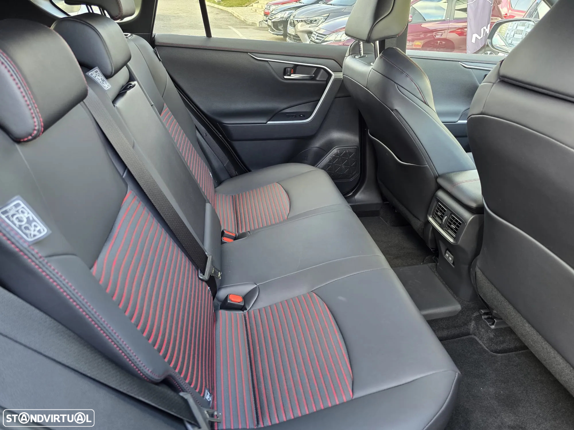 Suzuki Across 2.5L PHEV GLX AWD - 18