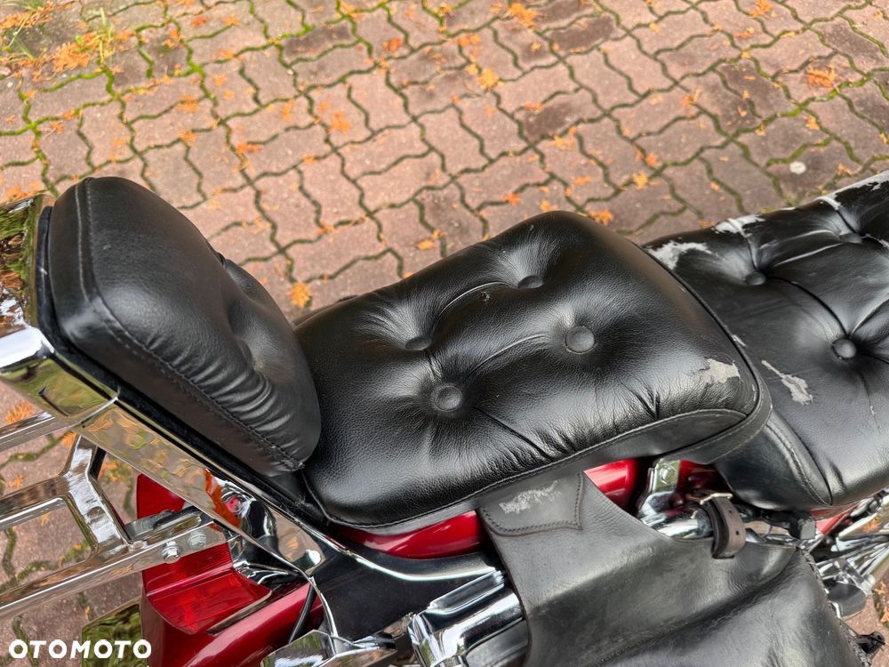 Suzuki Intruder - 25