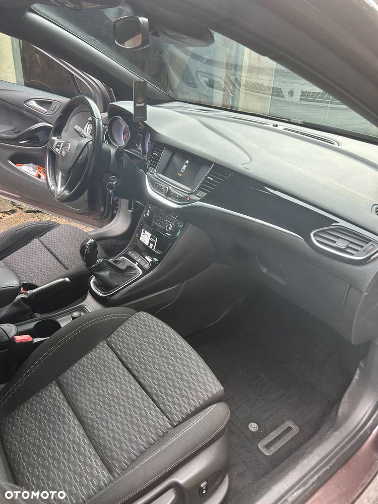 Opel Astra 1.6 T GPF Dynamic S&S - 12