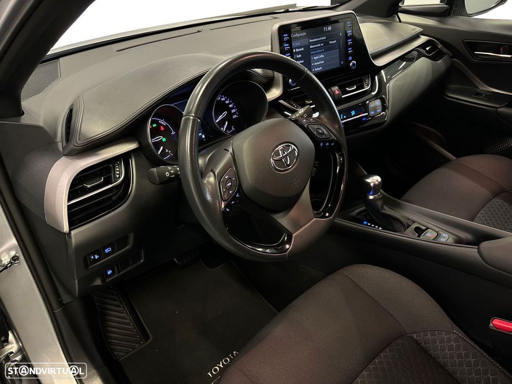 Toyota C-HR - 13
