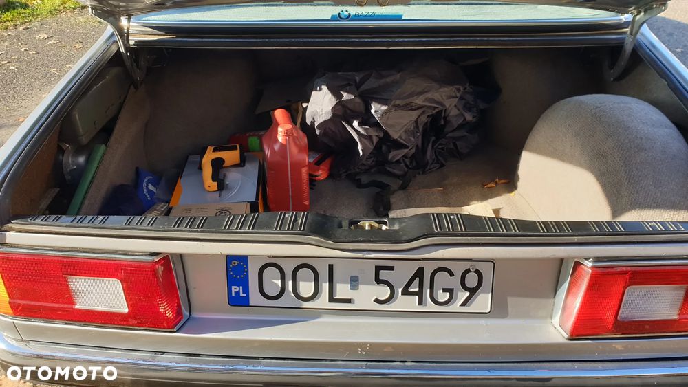 BMW Seria 7 - 22
