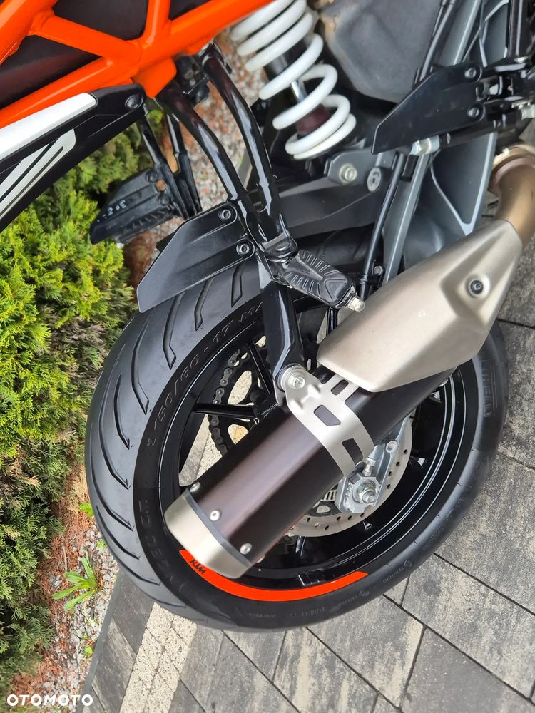 KTM Duke 125 - 11