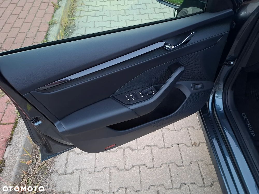 Skoda Octavia 2.0 TDI Ambition - 9