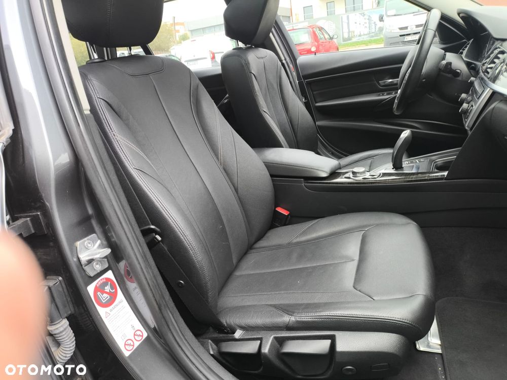 BMW Seria 3 330d Luxury Line EU6 - 7