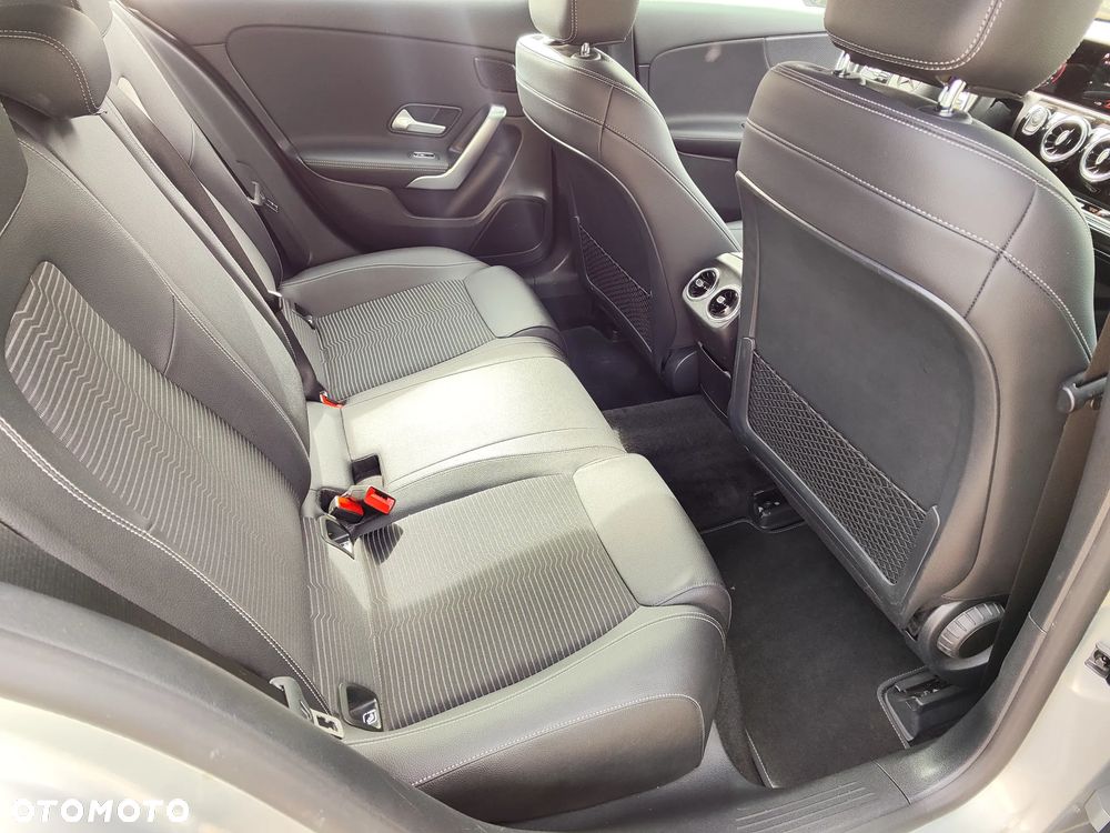 Mercedes-Benz Klasa A 220 7G-DCT Style - 14