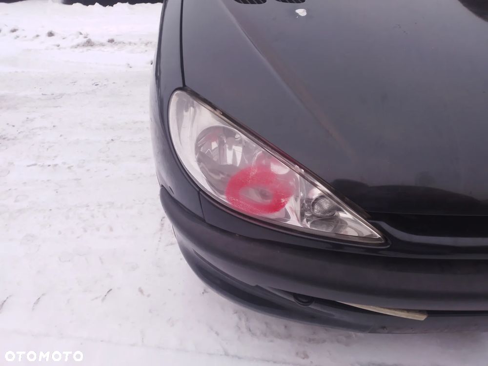 PEUGEOT 206  1.4 HDi 70 (DV4TD)- LAMPA TYŁ PRAWA LEWA - 6