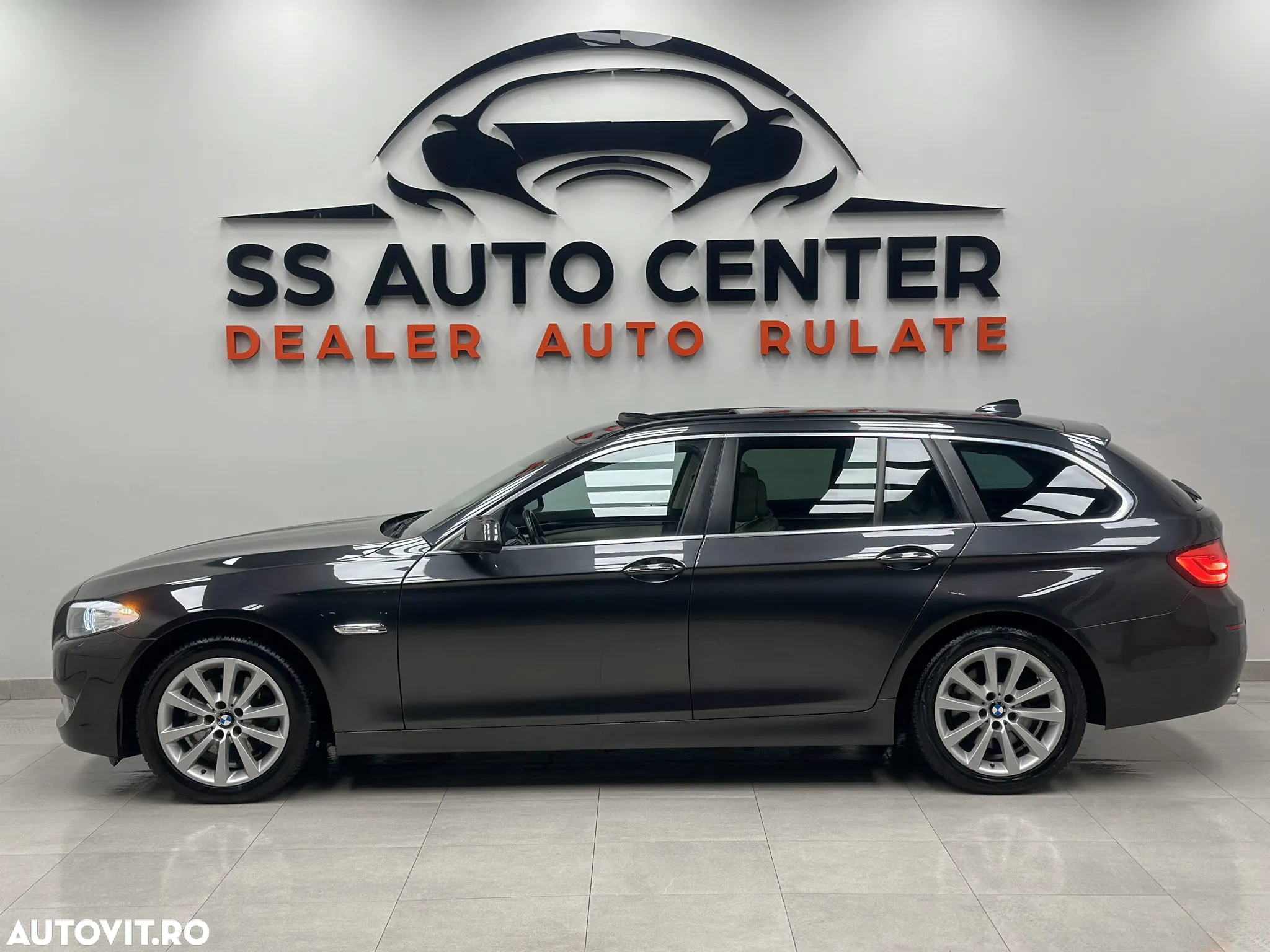 BMW Seria 5 520d Touring Aut. Luxury Line - 6