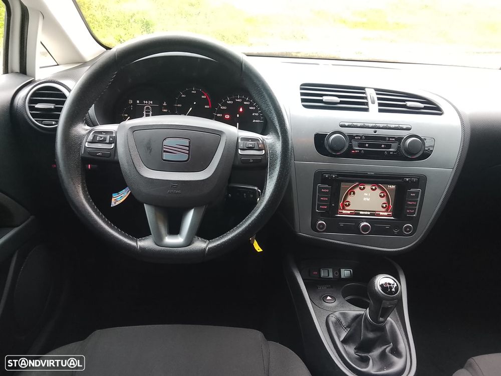 SEAT Leon 1.6 TDI Sport - 10