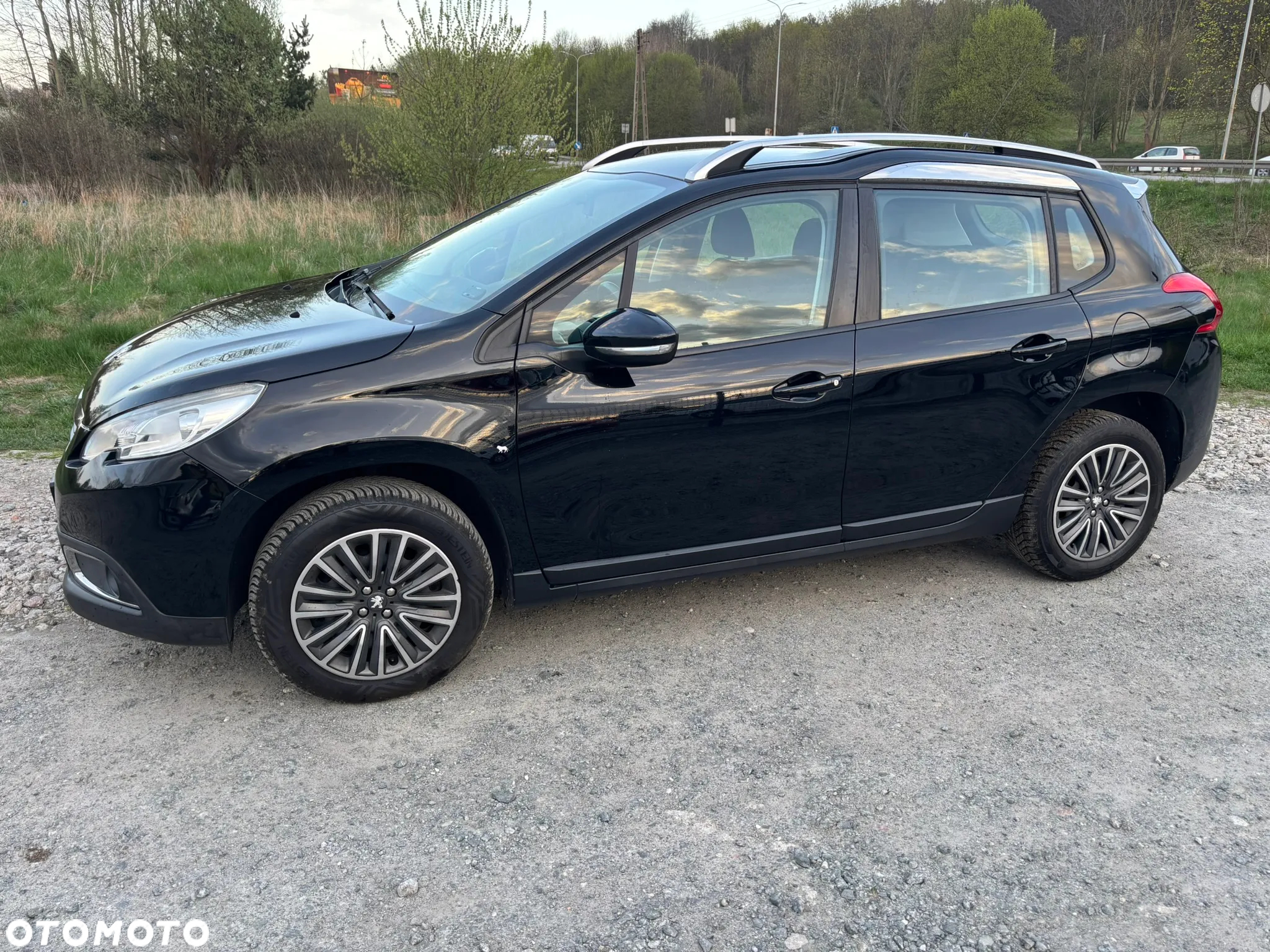 Peugeot 2008 1.2 Pure Tech Active - 15
