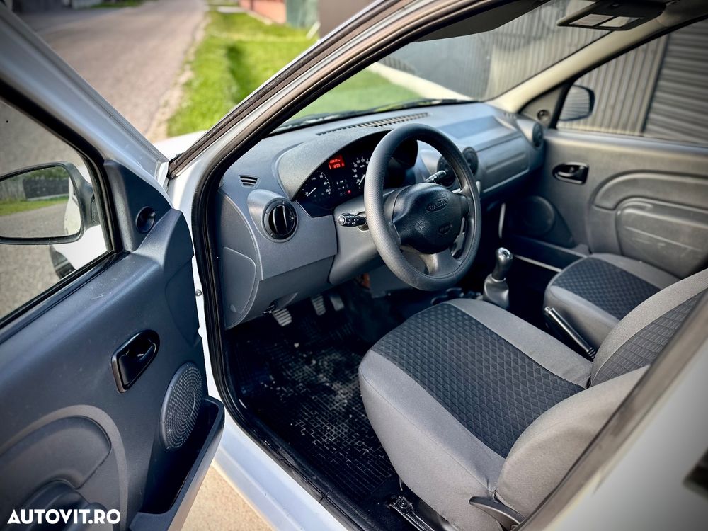 Dacia Pick Up - 6
