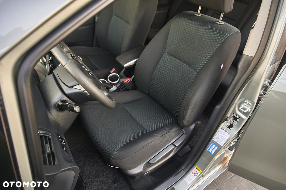 Toyota Verso 1.8 7-Sitzer Skyview Edition - 23