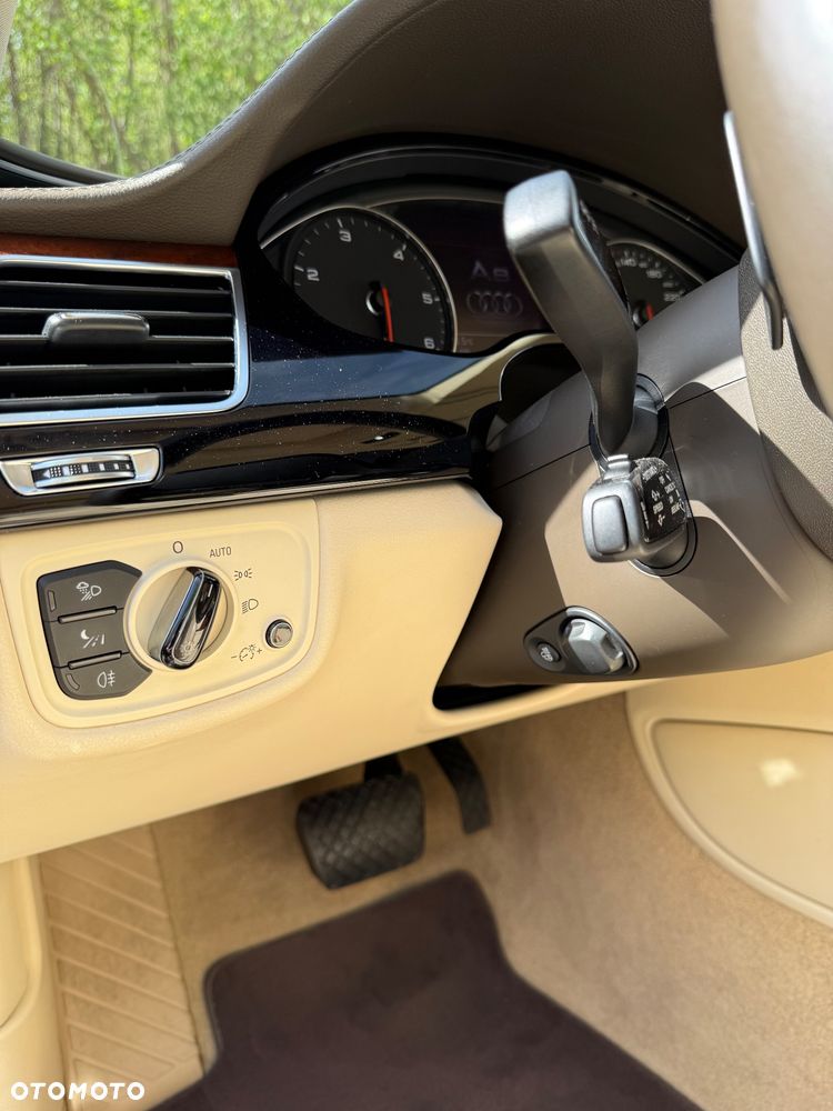 Audi A8 4.2 TDI Quattro - 21