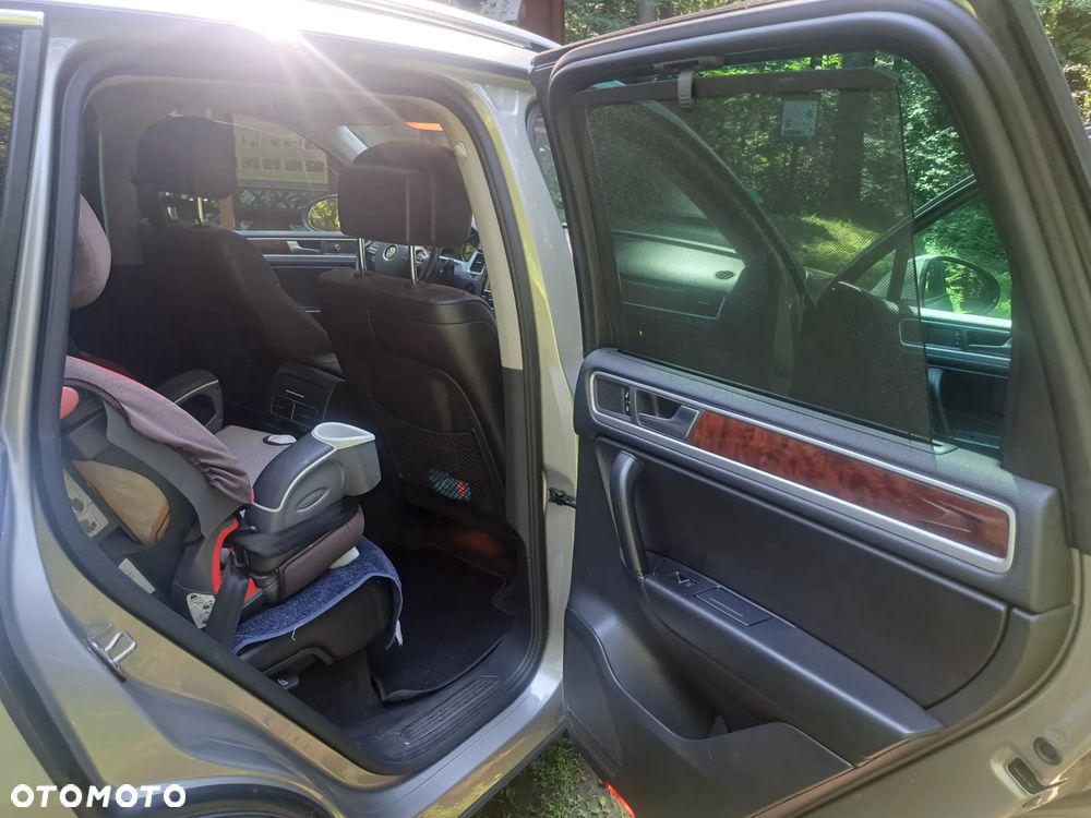 Volkswagen Touareg - 12