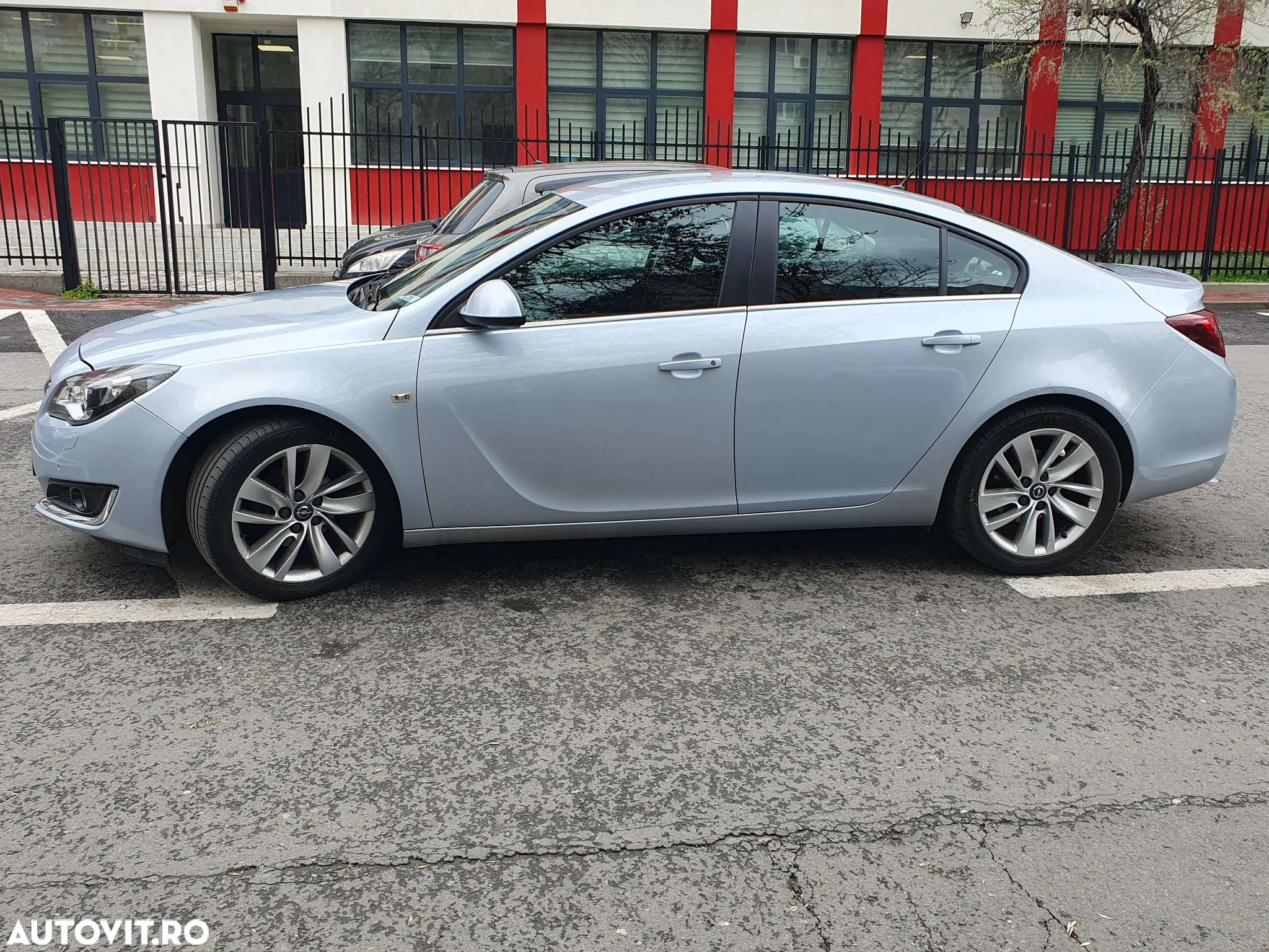 Opel Insignia 2.0 CDTI ECOTEC ECOFLEX Start/Stop Edition - 12