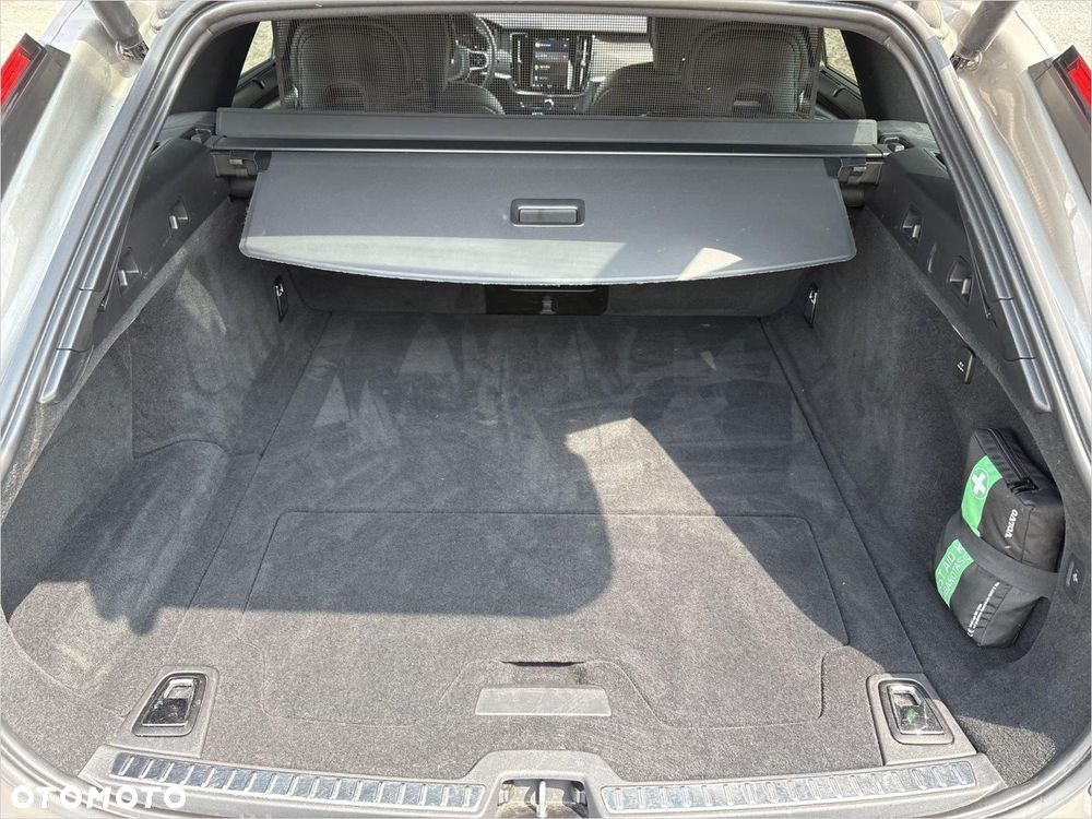 Volvo V90 B5 D AWD Inscription - 12