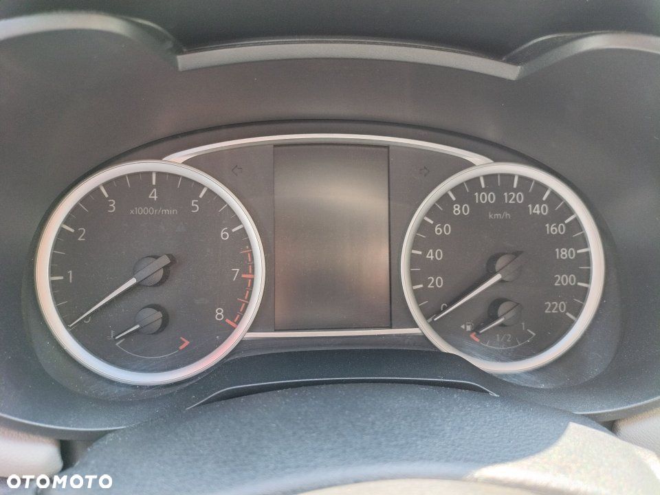 Nissan Micra - 11