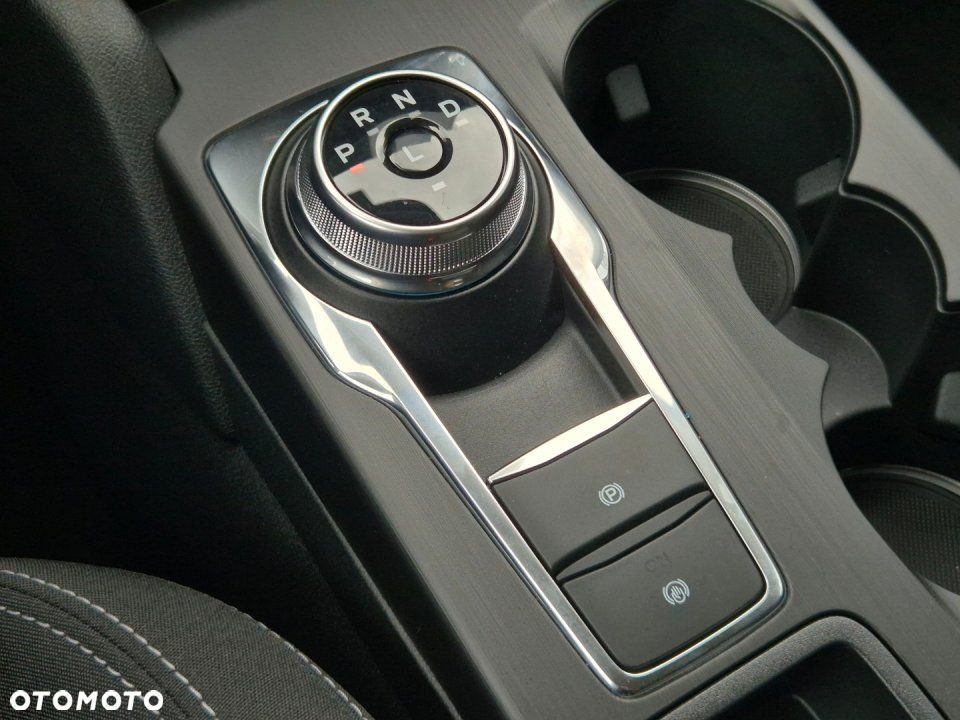 Ford Kuga - 21
