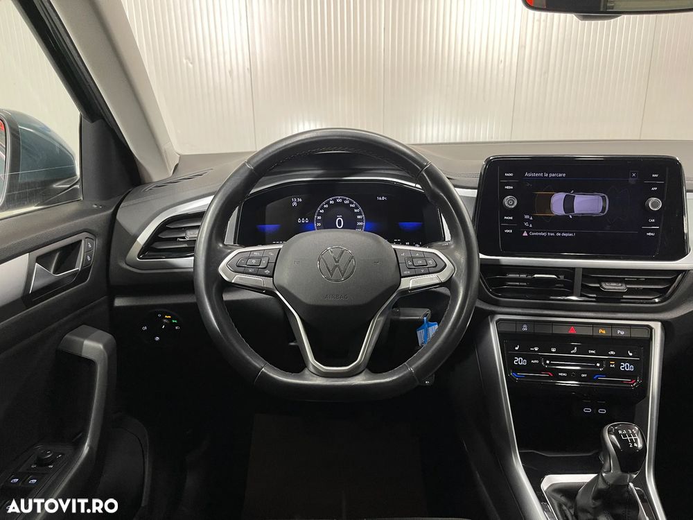 VOLKSWAGEN T-Roc 2023 — imagine 6