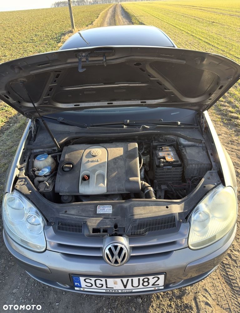 Volkswagen Golf 1.6 FSI Trendline - 15